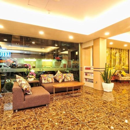 Hotel Zamburger Grand City Malacca Esterno foto