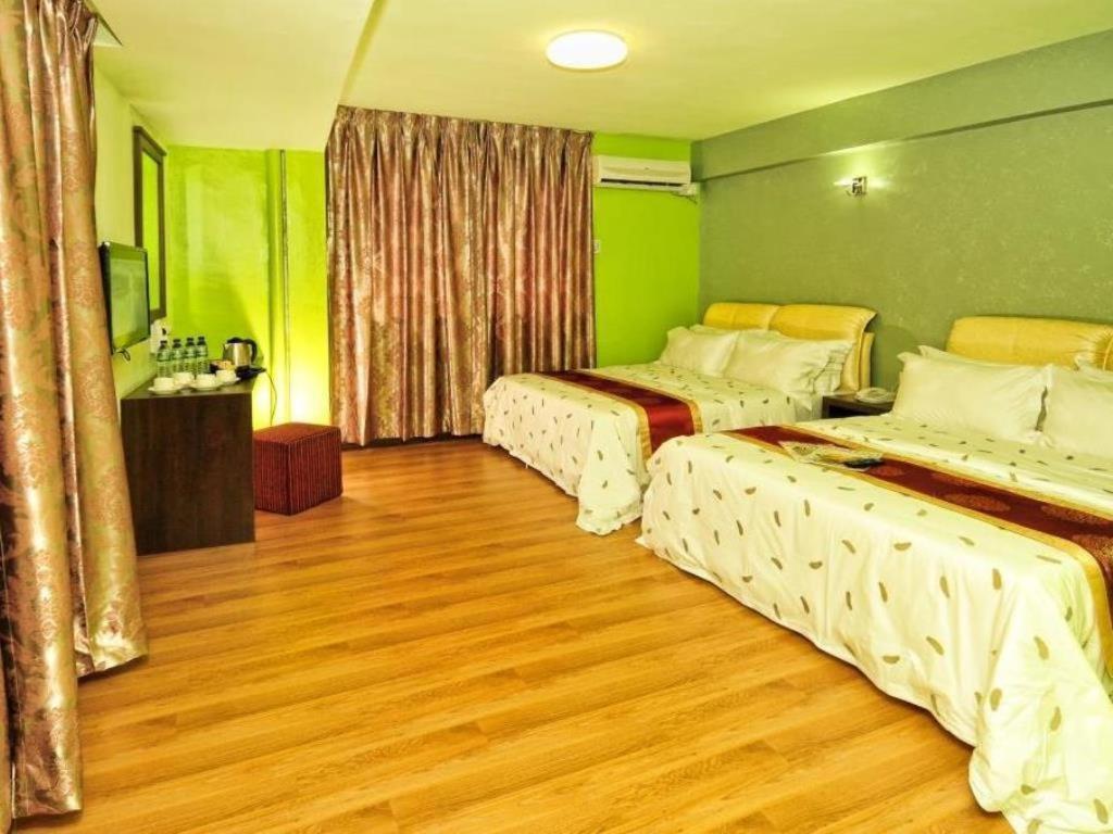Hotel Zamburger Grand City Malacca Esterno foto